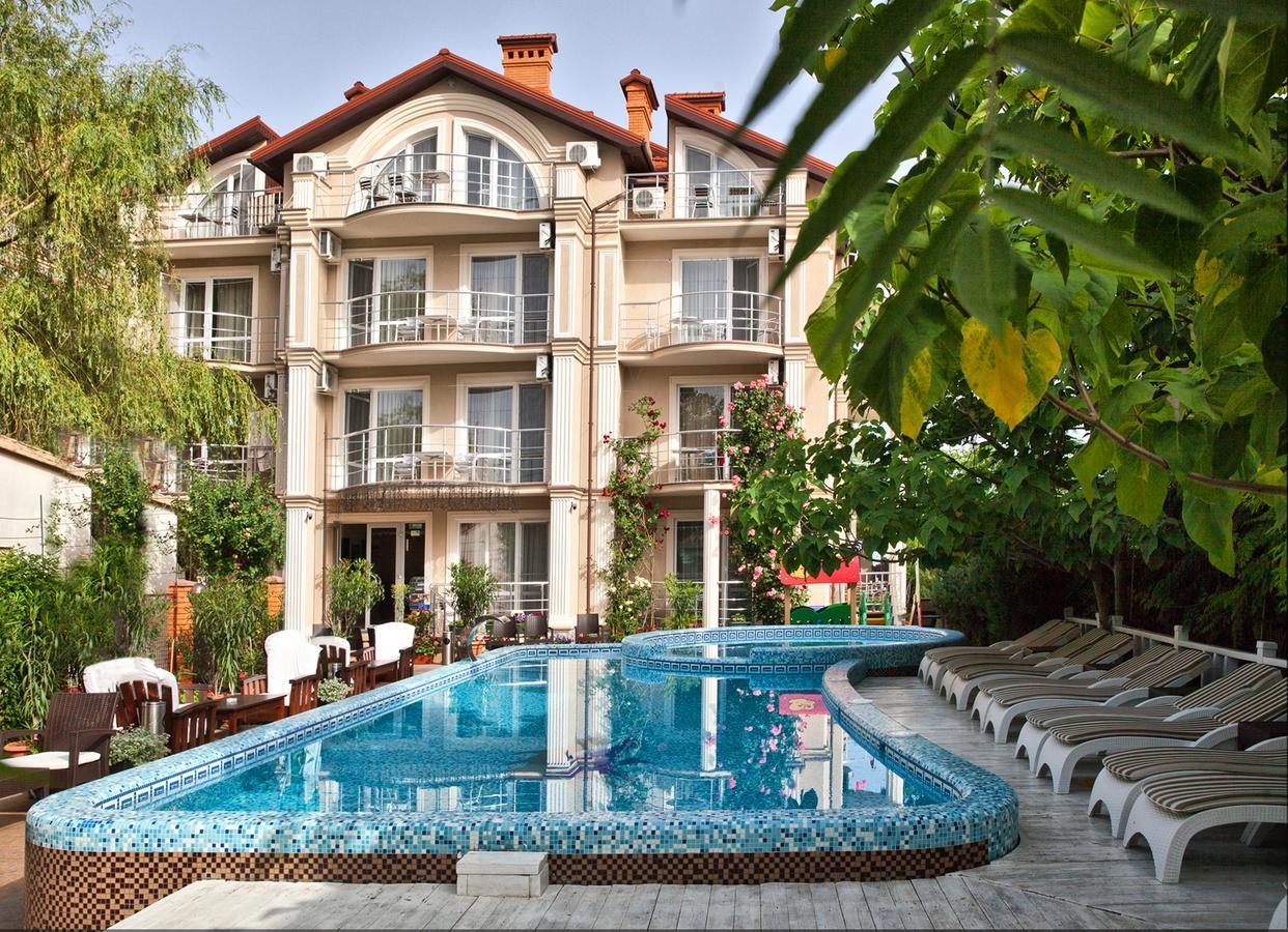 Hôtel Pharaon De Lux à Zatoka Extérieur photo