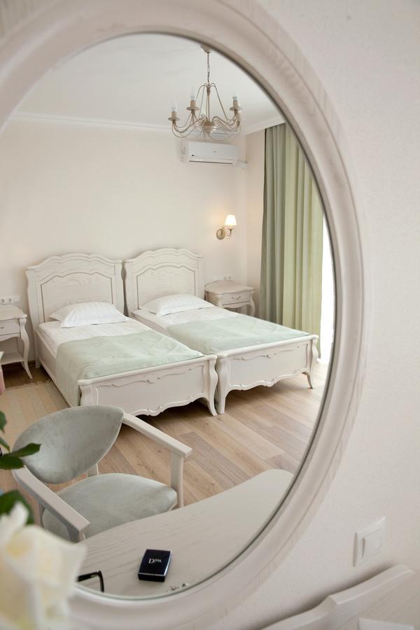 Hôtel Pharaon De Lux à Zatoka Extérieur photo