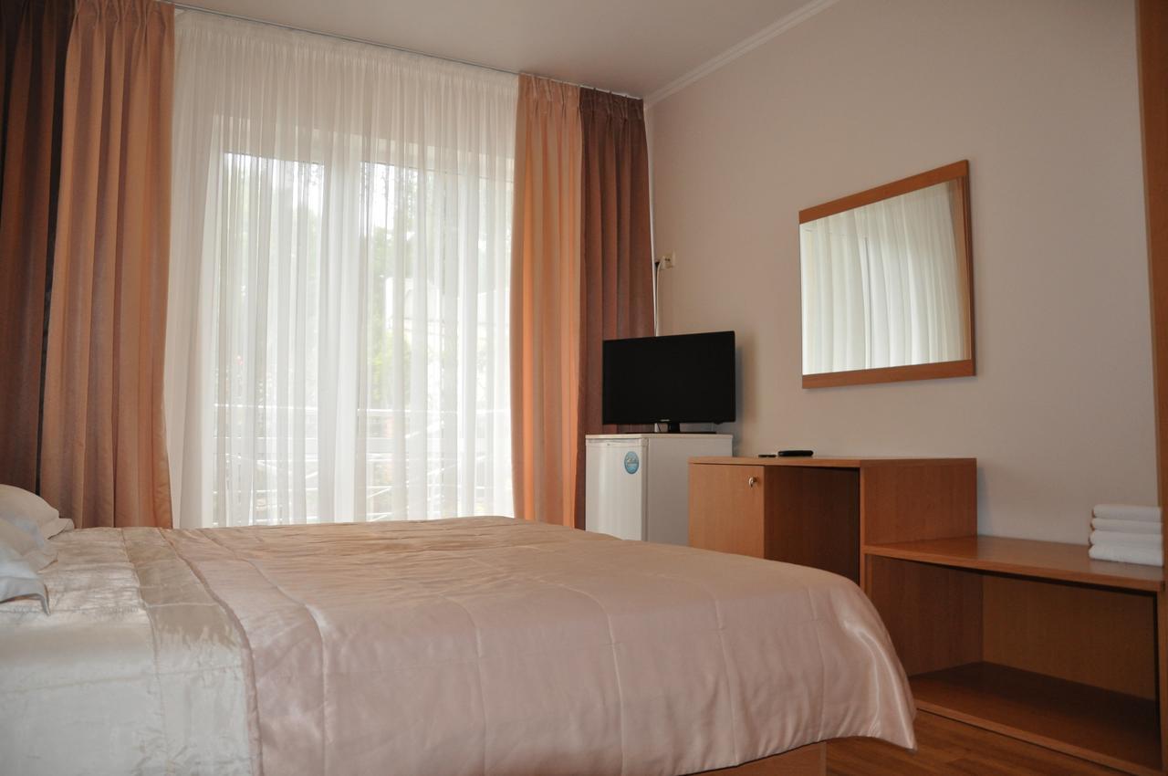 Hôtel Pharaon De Lux à Zatoka Extérieur photo